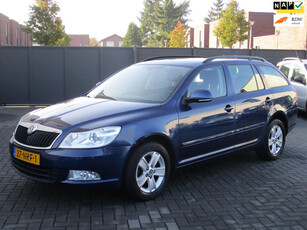 Skoda Octavia Combi 1.2 TSI Ambition Business Line Aut NAVI 159 dkm !