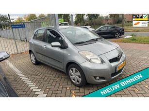 Toyota Yaris 1.3 VVTi 101pk Automaat Clima 75.000km NAP 5-deurs Zuinig