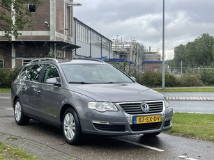 Volkswagen Passat Variant 2.0 FSI Highline 4Motion | Youngtimer | Trekhaak | LM Velgen |