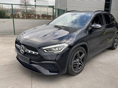 MERCEDES GLA