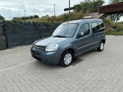 Citroen Berlingo 1,4 benzine 118 000 km garantie