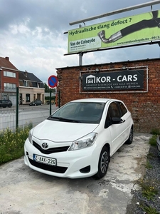 Toyota Yaris - 1.0 benzine