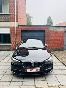 BMW 116D Efficiënt Dynamic, Navi, 18” Black