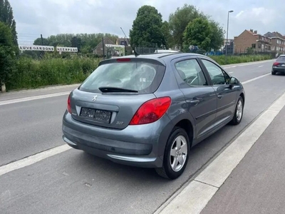 PEUGEOT 207 BENZINE GEKEURD AIRCO LEZ 2030