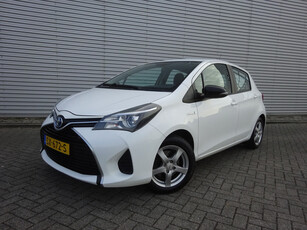 Toyota Yaris 1.5 Hybrid Business Plus Climate control / Trekhaak / Stoelverwarming