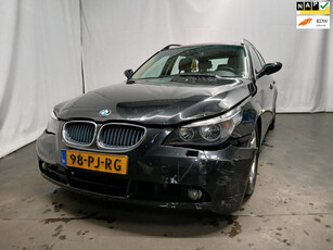 BMW 5-serie Touring 525i - Airco - Schade