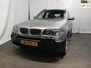 BMW X3 2.5i - Airco - Navi - Export - Schade