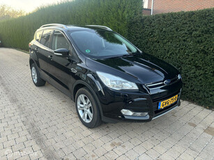 Ford Kuga 1.5 EcoBoost ST Line / IN EEN UITMUTENDE STAAT