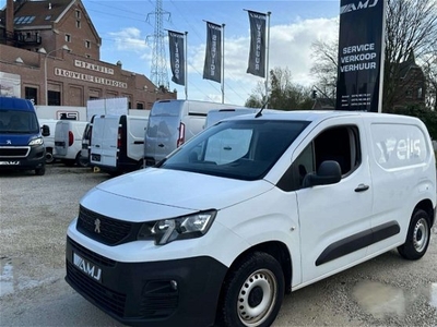 PEUGEOT PARTNER 3 plaatsen - Apple Car - Navigatie - 10500 + BTW