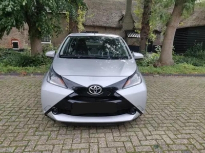 Toyota Aygo ct OK 4950 EUR annee 2015