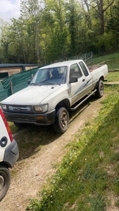 Toyota Hilux 5 Extra cab 1996