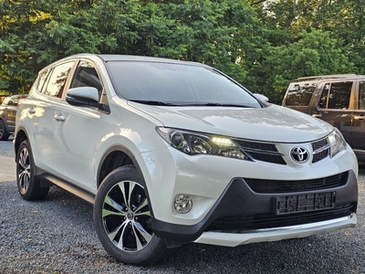 Toyota RAV 4 2.0 D-4D * 1 HAND * 87.000 km * CAMERA+LED+GPS*