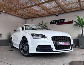 Audi TT 2.0 TDi Quattro S line DPF (bj 2014)