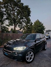 BMW X5 3.0D M-PAKKET LICHTEVRACHT//LED-LEDER/NAVI-CAMERA-PDC