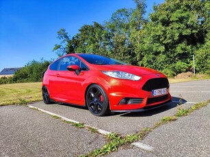 Ford Fiesta ST 2015