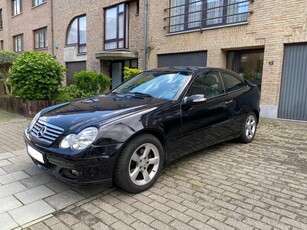 Mercedes C180 benzine, automatisch, lederen dak, pano, enz.