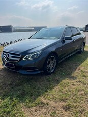 Mercedes E200 editie 2016 en Euro6b 225.000 km