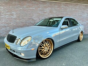 Mercedes E200 Kompressor Nardo grey/Airco/Navi/20”Velgen!!