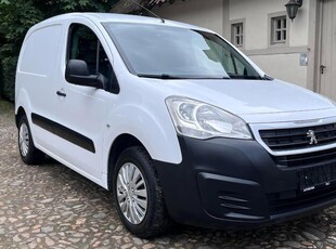 Peugeot Partner ** 1J GARANTIE ** BTW AFTREKBAAR ** 292€/mnd