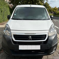 Peugeot partner 2018 1,6hdi €6b 209000km 4800€