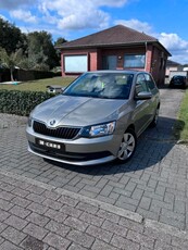 Skoda fabia 1.0i // 132.000km. Navi,Airco. 12m GARANTIE