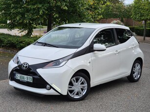 Toyota Aygo X - 1.0i euro - 2014 - 67dkm - Keyless/Camera/..