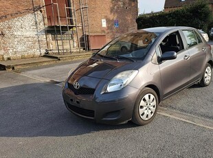 Toyota Yaris 1.3/ Climatisation/ 11/ 2009