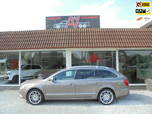 Skoda Superb Combi 1.8 TSI Elegance Business Line Automaat trekhaak lederbekl.