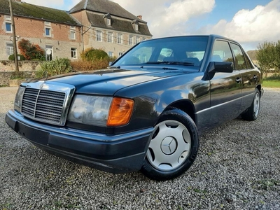 Mercedes 250 Turbo Diesel W124 onberispelijke automaat