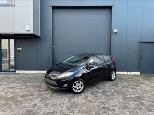 Ford Fiesta 1.4d LICHTE VRACHT | Airco | GVV | Alu | Multi