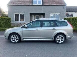 Ford focus 1.6tdci airco carnet contrôle technique ok