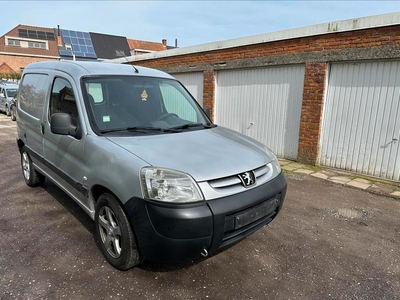 Peugeot partner 1.6 diesel,Bj 2008,Lichte vracht,Airco