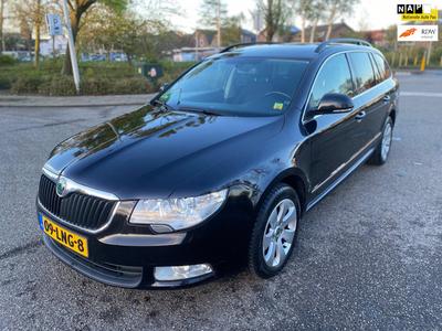 Skoda Superb Combi 1.4 TSI Comfort Business Line / distributieketting vervangen / navi / airco / cruise.contr / lmv / pdc / nap