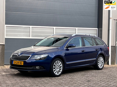 Skoda Superb Combi 1.8 TSI Ambition Business bj.2013 Autom|Navi|Trekhaak.