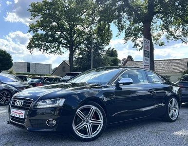 Audi A5 2.0 TDi Euro5 S line 2009 255Dkm Navi Airco Zetelv