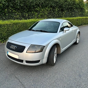 Audi TT 1.8T