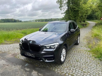 BMW X3 2.0d Xdrive / NAVI / TREKHAAK / Privacy glass / Cruis