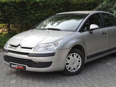 Citroën C4 1.4i 1 Jaar garantie !