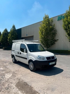 Fiat Doblo - Kampeerwagen - lage KM - Airco - Gekeurd