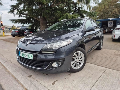 Renault megane 1.2i benzine met maar 57000km!!! Airco cruise