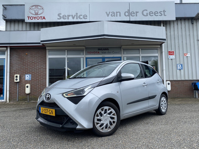 Toyota Aygo 1.0 VVT-i x-play cabrio