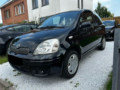 Toyota yaris benzine automaat 109d km gekeurd