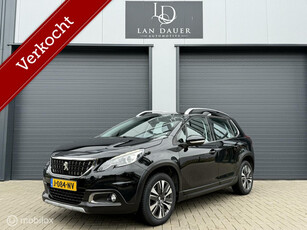 Peugeot 2008 1.2 PureTech Allure Pano / Automaat / Trekhaak