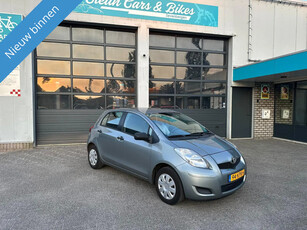 Toyota Yaris 1.0 VVTi Acces