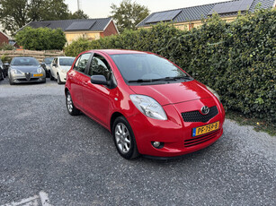 Toyota Yaris 1.3 VVTi Sol | Airco | Elekt. Ramen | 5 Deuren | LMV | APK tot 17-09-2025!