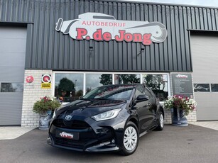 Toyota Yaris 1.5 VVT-I, Carplay, Camera, Stoel / stuur verwarming, Led, Cruis