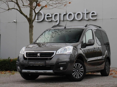 Peugeot Partner Teepee Puretech 1.2B Style2 *TREKHAAK*NAVI*A