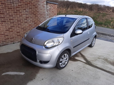 Citroën C1 1.0 essence (50kW/68ch), gris, 2009, 126000 km