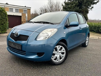 Toyota Yaris 1.3 Benzine 2006 Euro 4 117xxxkm Onderhoudsboek