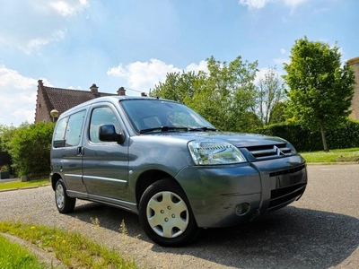 Citroën Berlingo 1.4i met 91.000km - dubbele schuifdeur - Ac